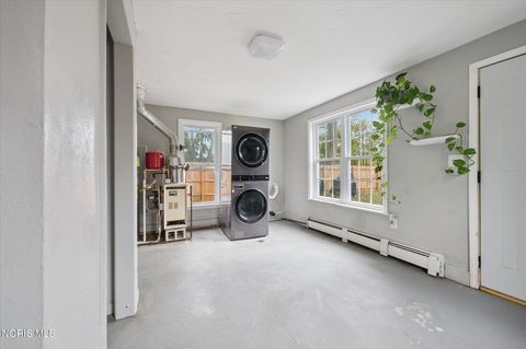 Tiny photo for 127 Bierley Avenue, Pemberville, OH 43450 (MLS # 10004125)