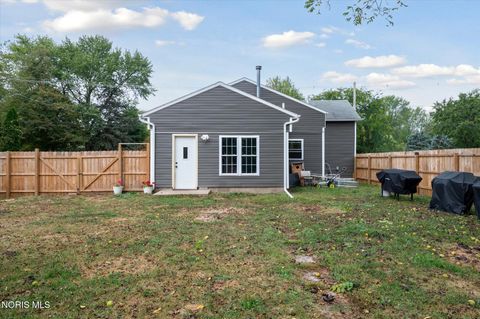 Tiny photo for 127 Bierley Avenue, Pemberville, OH 43450 (MLS # 10004125)