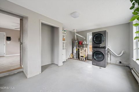 Tiny photo for 127 Bierley Avenue, Pemberville, OH 43450 (MLS # 10004125)