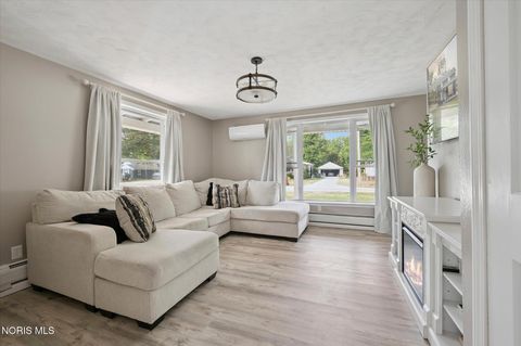 Tiny photo for 127 Bierley Avenue, Pemberville, OH 43450 (MLS # 10004125)