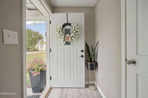 Tiny photo for 127 Bierley Avenue, Pemberville, OH 43450 (MLS # 10004125)