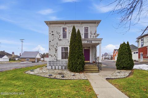 Photo of 308 N Main Street, Paulding, OH 45879 (MLS # 10002547)