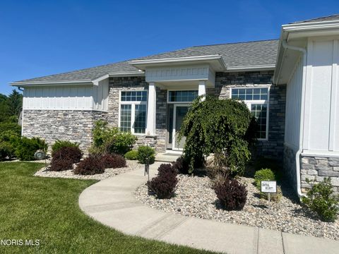 Photo of 6128 Benjamin Court, Sylvania, OH 43560 (MLS # 10008587)
