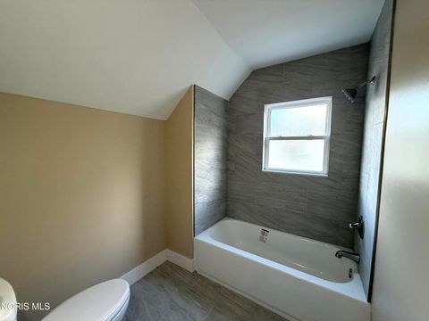 Tiny photo for 1344 Corbin Road, Toledo, OH 43612 (MLS # 10007113)