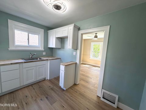 Tiny photo for 1344 Corbin Road, Toledo, OH 43612 (MLS # 10007113)