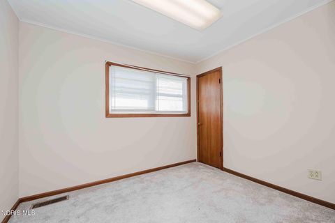 Tiny photo for 400 E Pearl Street, Findlay, OH 45840 (MLS # 10004647)