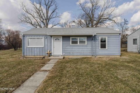Tiny photo for 400 E Pearl Street, Findlay, OH 45840 (MLS # 10004647)