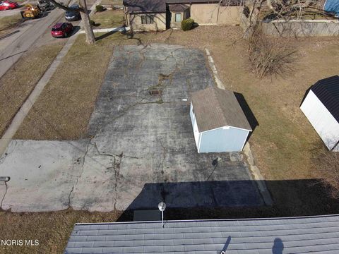 Tiny photo for 400 E Pearl Street, Findlay, OH 45840 (MLS # 10004647)