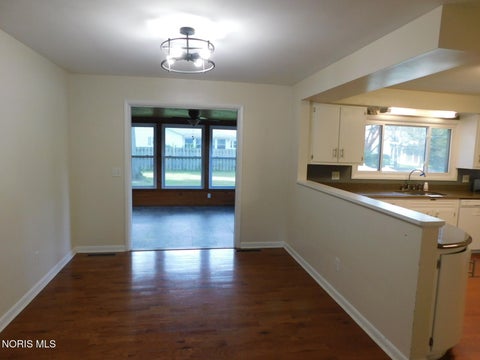 Tiny photo for 1217 Madison Road, Fostoria, OH 44830 (MLS # 10012569)