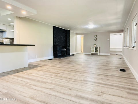 Tiny photo for 4028 W Laskey Road, Toledo, OH 43623 (MLS # 10012685)