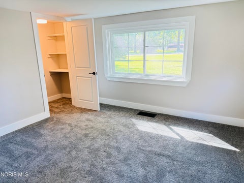 Tiny photo for 4028 W Laskey Road, Toledo, OH 43623 (MLS # 10012685)