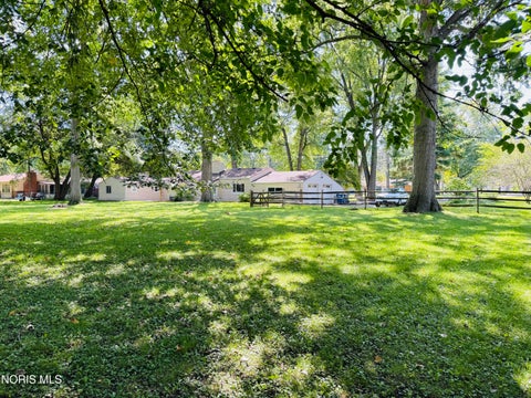 Tiny photo for 4028 W Laskey Road, Toledo, OH 43623 (MLS # 10012685)
