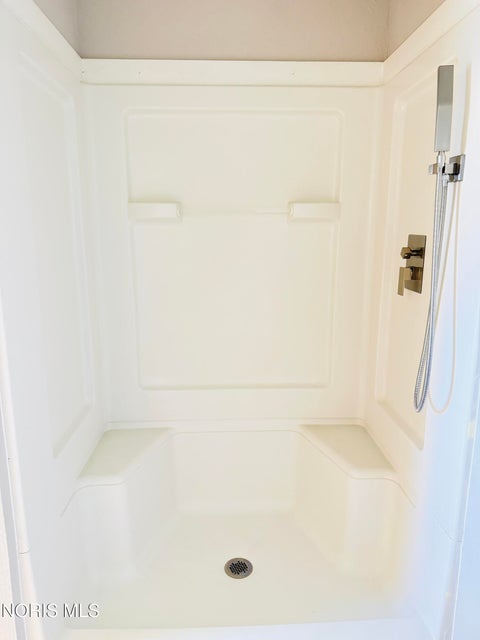 Tiny photo for 4028 W Laskey Road, Toledo, OH 43623 (MLS # 10012685)