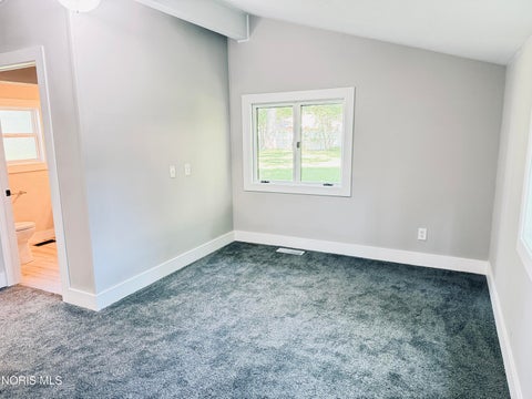 Tiny photo for 4028 W Laskey Road, Toledo, OH 43623 (MLS # 10012685)