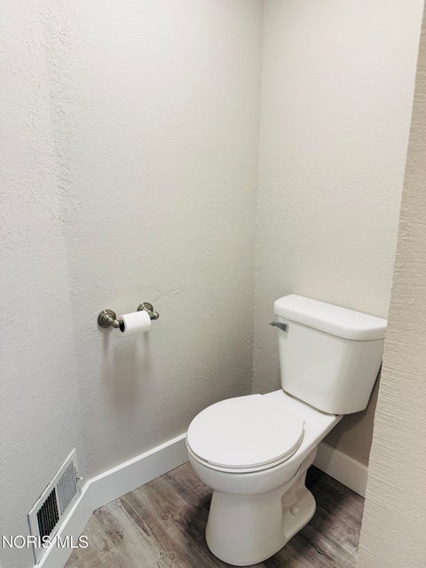 Tiny photo for 4028 W Laskey Road, Toledo, OH 43623 (MLS # 10012685)