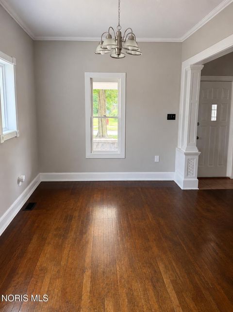 Tiny photo for 201 E Maple Street, Liberty Center, OH 43532 (MLS # 10011053)