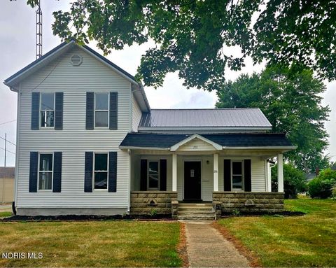 Photo of 201 E Maple Street, Liberty Center, OH 43532 (MLS # 10011053)
