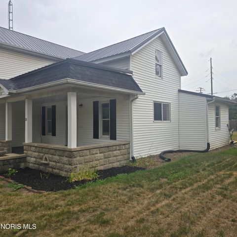 Tiny photo for 201 E Maple Street, Liberty Center, OH 43532 (MLS # 10011053)