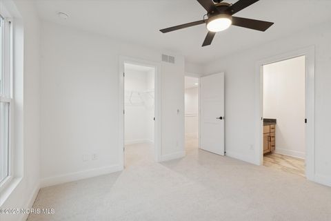 Tiny photo for 995 Stoneleigh Road, Perrysburg, OH 43551 (MLS # 10000087)
