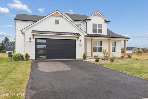 Tiny photo for 995 Stoneleigh Road, Perrysburg, OH 43551 (MLS # 10000087)