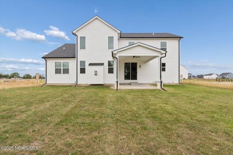 Tiny photo for 995 Stoneleigh Road, Perrysburg, OH 43551 (MLS # 10000087)