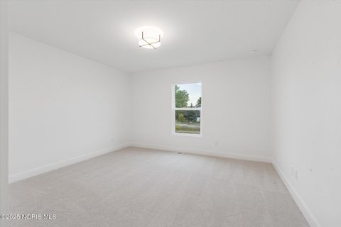 Tiny photo for 995 Stoneleigh Road, Perrysburg, OH 43551 (MLS # 10000087)