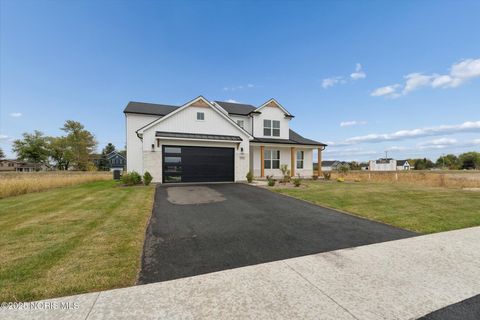 Tiny photo for 995 Stoneleigh Road, Perrysburg, OH 43551 (MLS # 10000087)