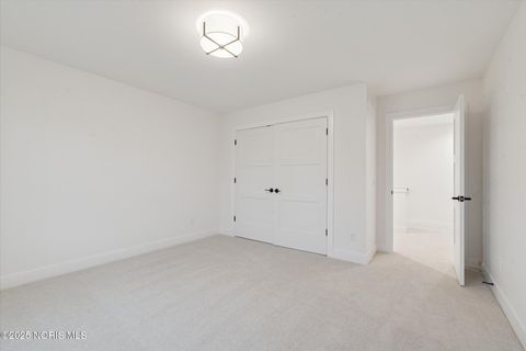 Tiny photo for 995 Stoneleigh Road, Perrysburg, OH 43551 (MLS # 10000087)
