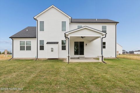 Tiny photo for 995 Stoneleigh Road, Perrysburg, OH 43551 (MLS # 10000087)