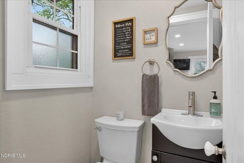 Tiny photo for 3444 Gallatin Road, Ottawa Hills, OH 43606 (MLS # 10008151)
