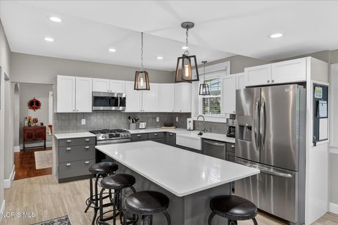 Tiny photo for 3444 Gallatin Road, Ottawa Hills, OH 43606 (MLS # 10008151)