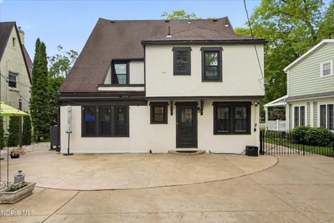 Tiny photo for 3444 Gallatin Road, Ottawa Hills, OH 43606 (MLS # 10008151)