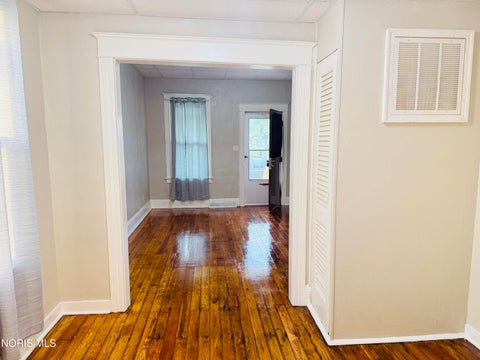 Tiny photo for 266 E Hudson Street, Toledo, OH 43608 (MLS # 10013231)