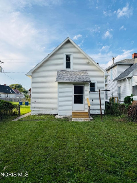 Tiny photo for 266 E Hudson Street, Toledo, OH 43608 (MLS # 10013231)