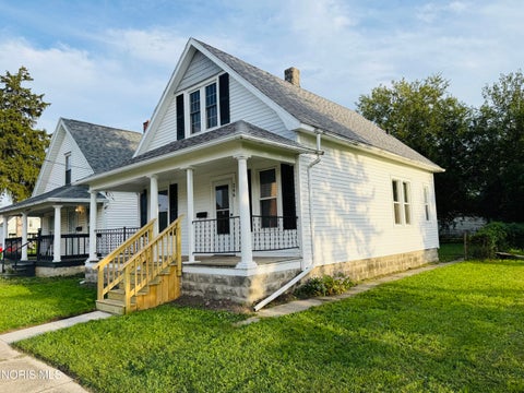 Tiny photo for 266 E Hudson Street, Toledo, OH 43608 (MLS # 10013231)