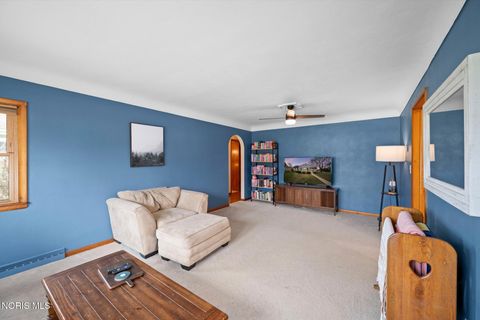 Tiny photo for 629 W Smith Street, Gibsonburg, OH 43431 (MLS # 10005594)