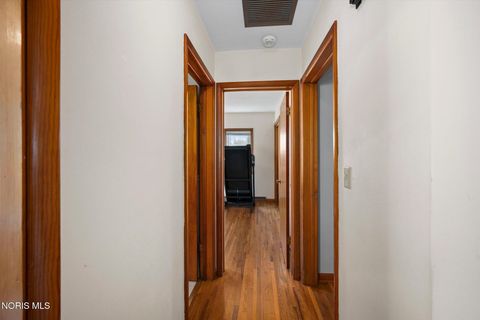 Tiny photo for 629 W Smith Street, Gibsonburg, OH 43431 (MLS # 10005594)