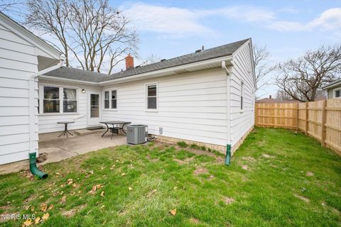 Tiny photo for 629 W Smith Street, Gibsonburg, OH 43431 (MLS # 10005594)