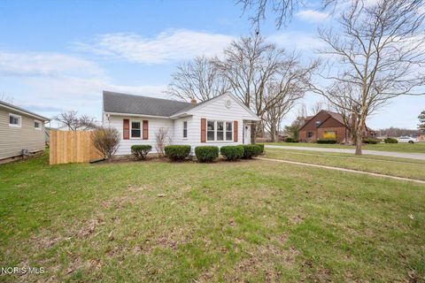 Tiny photo for 629 W Smith Street, Gibsonburg, OH 43431 (MLS # 10005594)