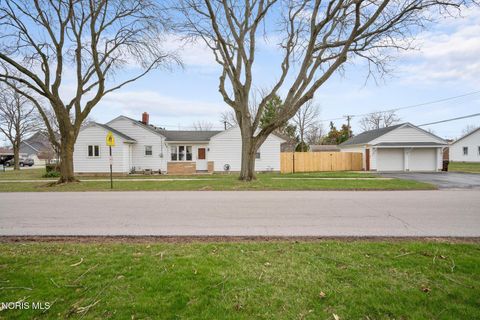 Tiny photo for 629 W Smith Street, Gibsonburg, OH 43431 (MLS # 10005594)