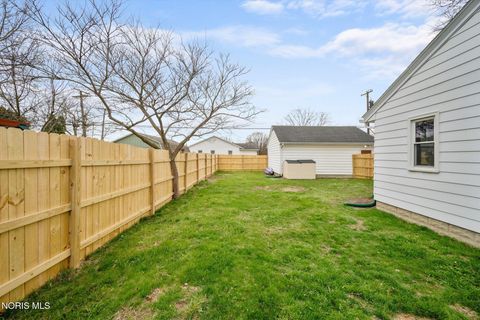 Tiny photo for 629 W Smith Street, Gibsonburg, OH 43431 (MLS # 10005594)