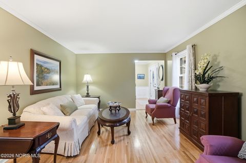 Tiny photo for 6854 Williamsburg Drive, Sylvania, OH 43560 (MLS # 10003154)