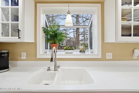 Tiny photo for 6854 Williamsburg Drive, Sylvania, OH 43560 (MLS # 10003154)