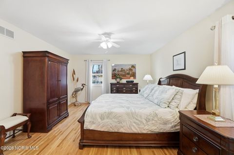 Tiny photo for 6854 Williamsburg Drive, Sylvania, OH 43560 (MLS # 10003154)