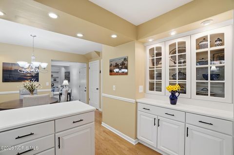 Tiny photo for 6854 Williamsburg Drive, Sylvania, OH 43560 (MLS # 10003154)