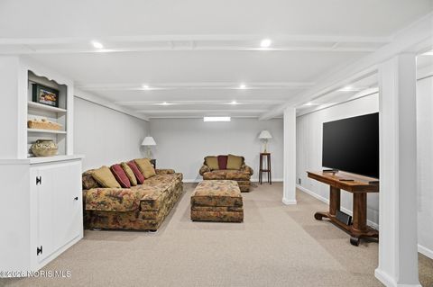 Tiny photo for 6854 Williamsburg Drive, Sylvania, OH 43560 (MLS # 10003154)