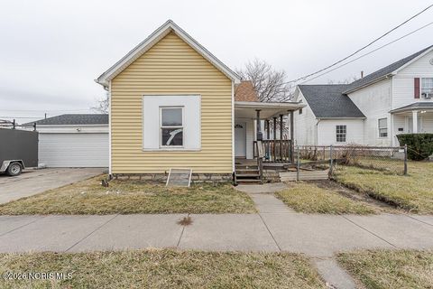 Tiny photo for 2258 Kent Street, Toledo, OH 43620 (MLS # 10002960)