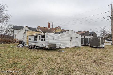 Tiny photo for 2258 Kent Street, Toledo, OH 43620 (MLS # 10002960)