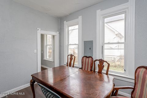 Tiny photo for 2258 Kent Street, Toledo, OH 43620 (MLS # 10002960)