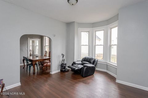 Tiny photo for 2258 Kent Street, Toledo, OH 43620 (MLS # 10002960)